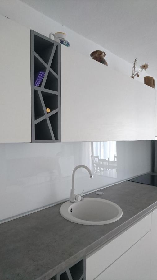 Sol Apartment 巴斯卡 外观 照片